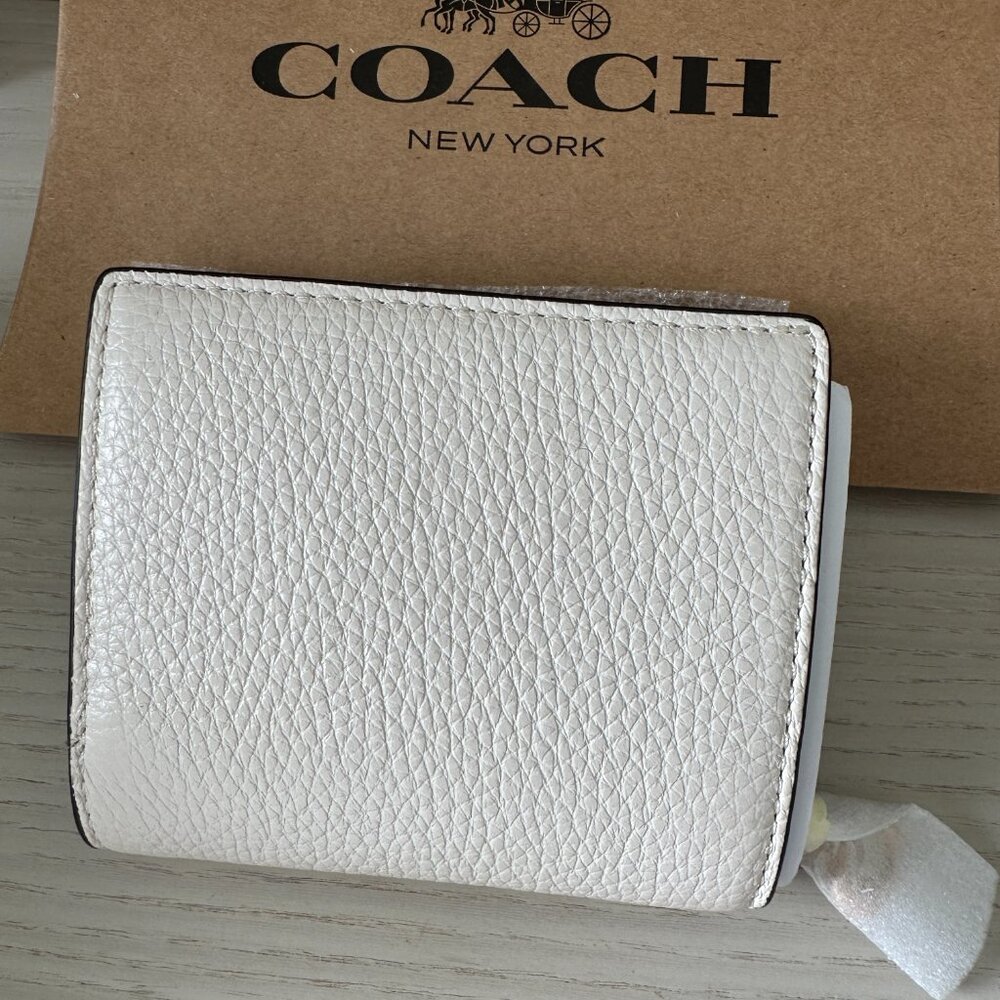 Coach Snap Wallet With Dancing Kitten - Picture 3 of 6